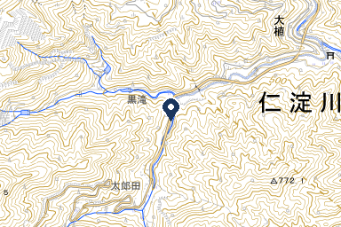 泉川多目的集会施設の周辺地図